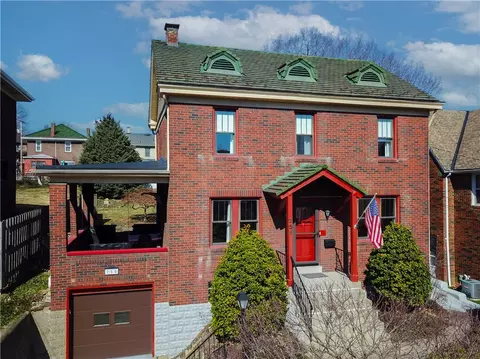 258 Colonial Dr, Pittsburgh, PA 15216