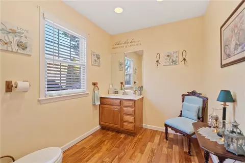 Bath - 822 Stonebridge Dr, Greensburg, PA 15601 photo 1 of 4