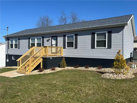 817 Warren St, Greensburg, PA 15601