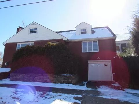 800 Welty St, Greensburg, PA 15601