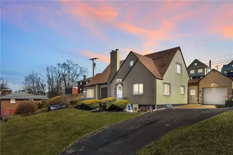 1178 Leeds Ave, Monessen, PA 15062