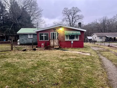2216 Dinner Bell Five Forks Rd, Farmington, PA 15437