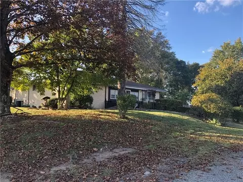 12305 Larimer Ave, North Huntingdon, PA 15642