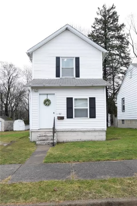 307 Mcclure, Sharon, PA 16146