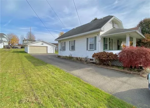 1608 Katherine St, New Castle, PA 16105
