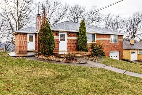 5025 Bateman Ln, Jeannette, PA 15644