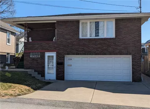 1114 Monongahela St, Belle Vernon, PA 15012