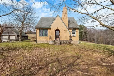 145 Route 228, Valencia, PA 16059
