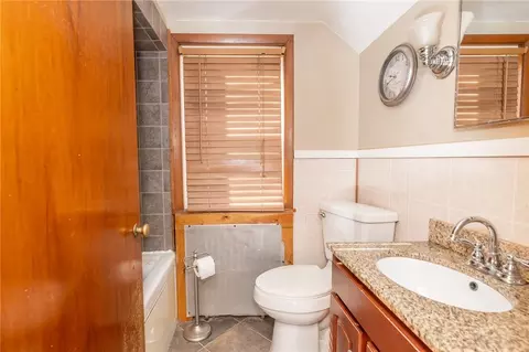 Bath - 3275 Shellbark Rd, Armagh, PA 15920 photo 2 of 3