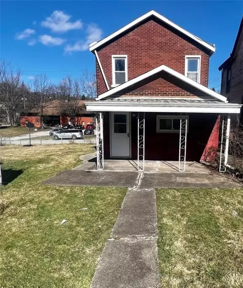 124 Corey Ave, Braddock, PA 15104 photo 5