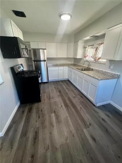 124 Corey Ave, Braddock, PA 15104 photo 8
