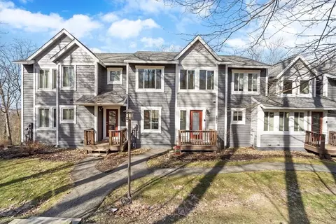 1829 Eagles Ridge Ter, Hidden Valley, PA 15502