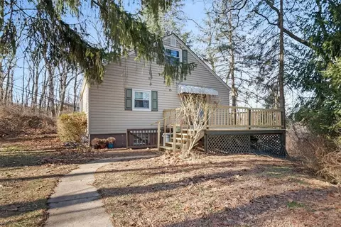 1335 Crane Ave, Pittsburgh, PA 15220