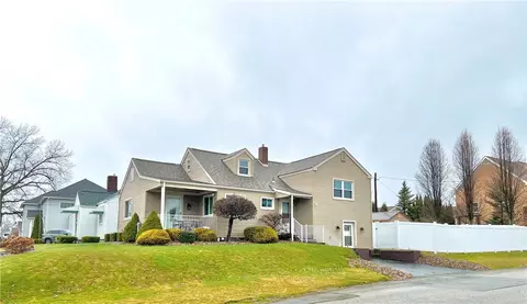 941 Ryan Ave, New Castle, PA 16101