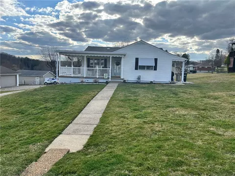 105 Lacock St, Washington, PA 15301