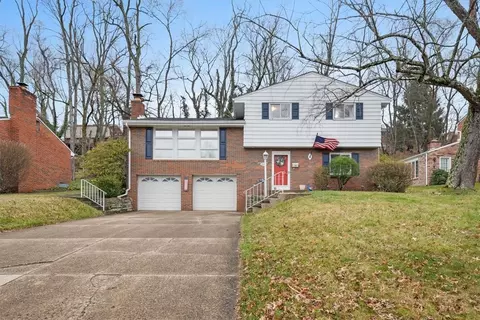 1229 Harvest Dr, Monroeville, PA 15146