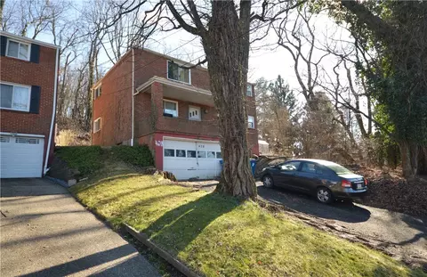 428 Hochberg Rd, Pittsburgh, PA 15235