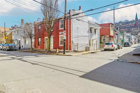 1312 Sarah St, Pittsburgh, PA 15203