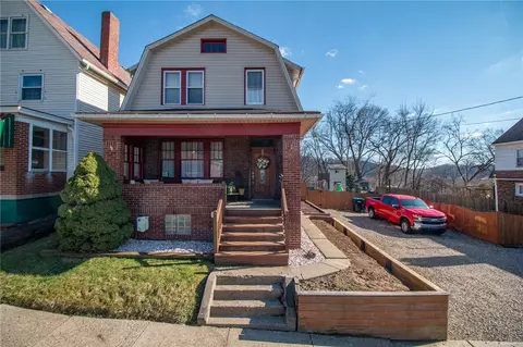 630 E 8th Ave, Tarentum, PA 15084