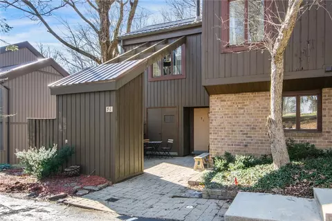 7 Mountain Villas Dr # -1, Champion, PA 15622