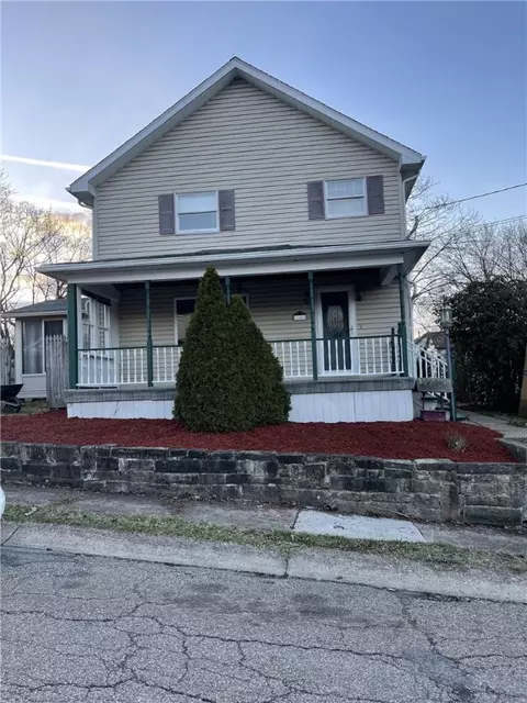 1411 Center Ave, North Apollo, PA 15673