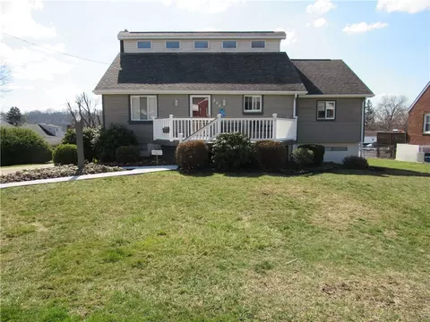 209 Beverly Dr, New Kensington, PA 15068