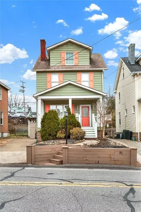 1130 Pennsylvania Ave, White Oak, PA 15131