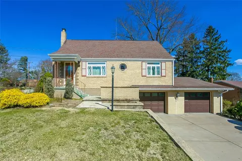 3 Hallmark, Pittsburgh, PA 15235