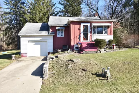 20 Keystone St, Burgettstown, PA 15021