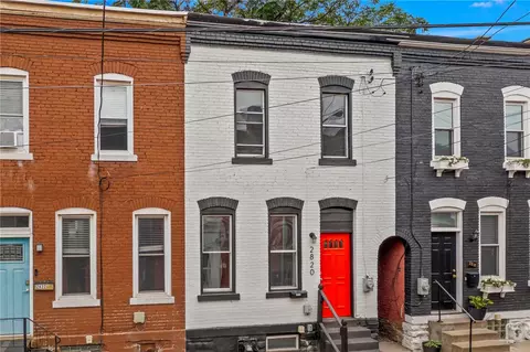 2820 Larkins Way, Pittsburgh, PA 15203