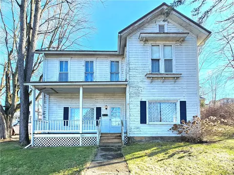 1122 Walnut St, Stoneboro, PA 16153