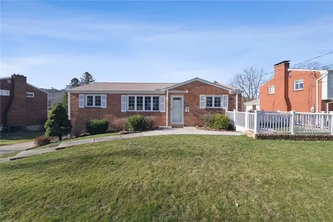 162 Connie Dr, Pittsburgh, PA 15214