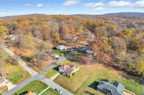 View/Area - 520 E 4th Ave, Derry, PA 15627 photo 4 of 8