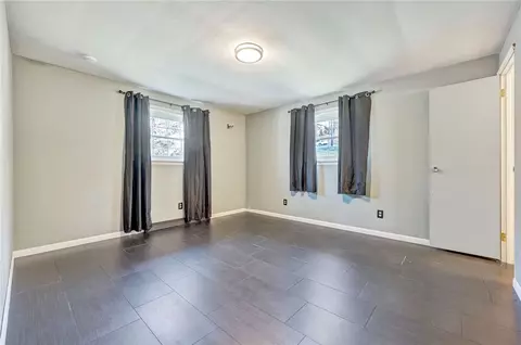 Living - 520 E 4th Ave, Derry, PA 15627 photo 5 of 5