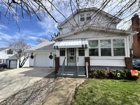 21 Adele St, Uniontown, PA 15401