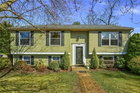 501 Crestwood Ct, Cranberry Township, PA 16066