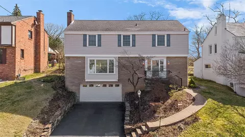 1457 Navahoe Dr, Pittsburgh, PA 15228