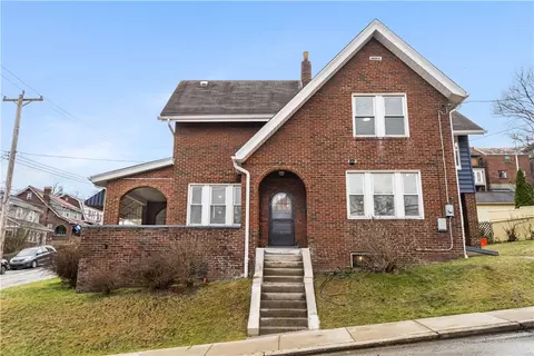 1049 Biltmore Ave, Pittsburgh, PA 15216