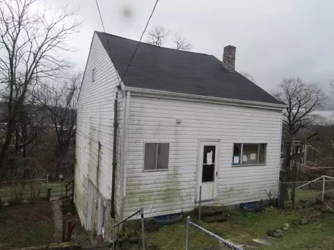1704 Luty Ave, Pittsburgh, PA 15212