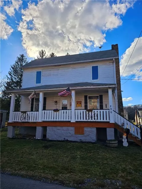 296 Center St, Central City, PA 15926