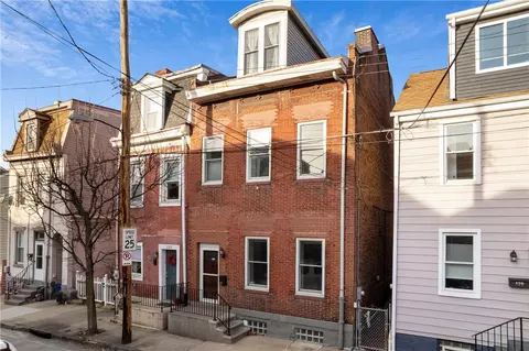 137 42nd St, Pittsburgh, PA 15201