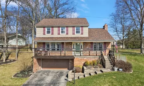 8701 Prescott Dr, Pittsburgh, PA 15237