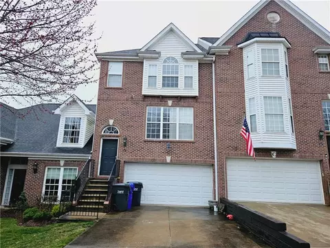 307 Princeton Dr, Mars, PA 16046