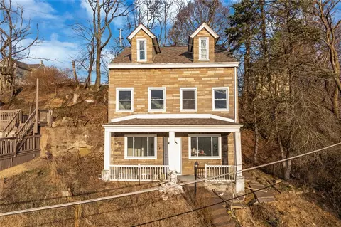 1036 Lapish Rd, Pittsburgh, PA 15212