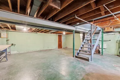Exterior - 1716 8th St, Irwin, PA 15642 photo 5 of 9