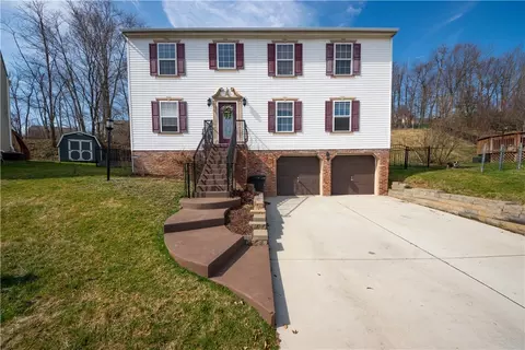 274 Hooks Ln, Canonsburg, PA 15317