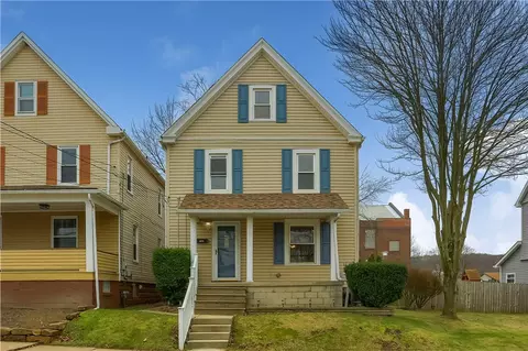 105 Spring Ave, Ellwood City, PA 16117