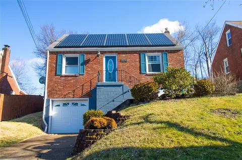 2694 Glenny Ln, West Mifflin, PA 15122