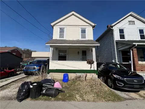 309 Strawberry Aly, New Brighton, PA 15066