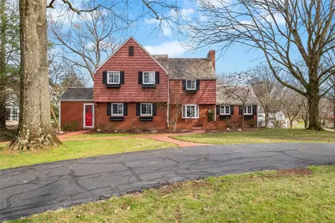2009 Murdstone Rd, Pittsburgh, PA 15241